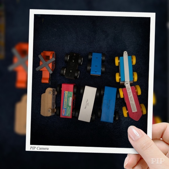 Melissa & Doug Emergency Vehicle Set, train & more - Picture 8 of 11